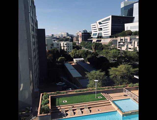 2 BEDROOM APARTMENT FOR SALE IN SANDTON CENTRAL